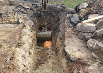 Remontujemy kanalizację deszczową w ul. Solidarności